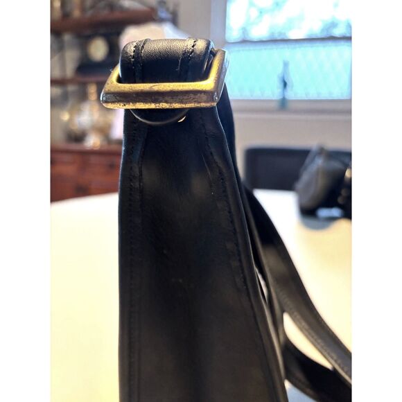 Vintage Coach Janice Legacy Black Crossbody Style # 9950 - Picture 6 of 14